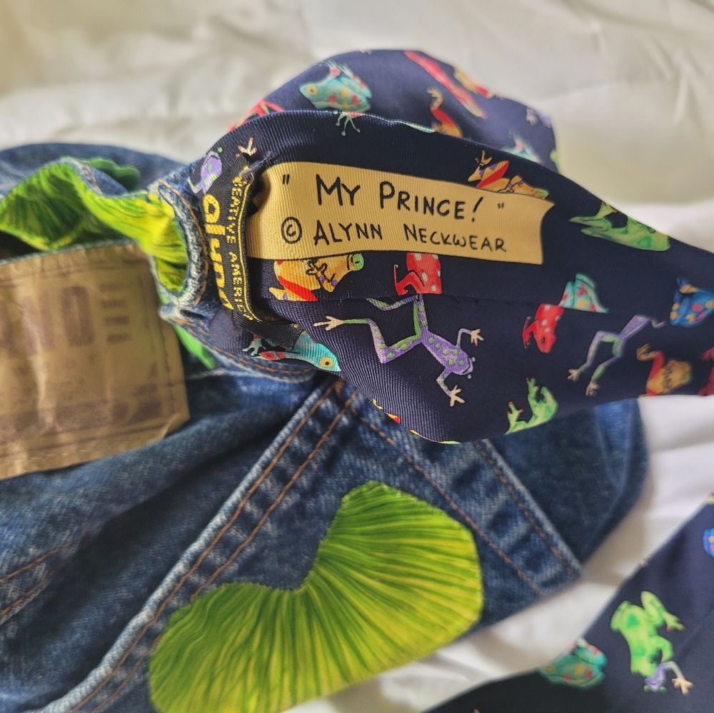 Custom upcycle Jean Denim Shoulder bag - Picture 3 of 9